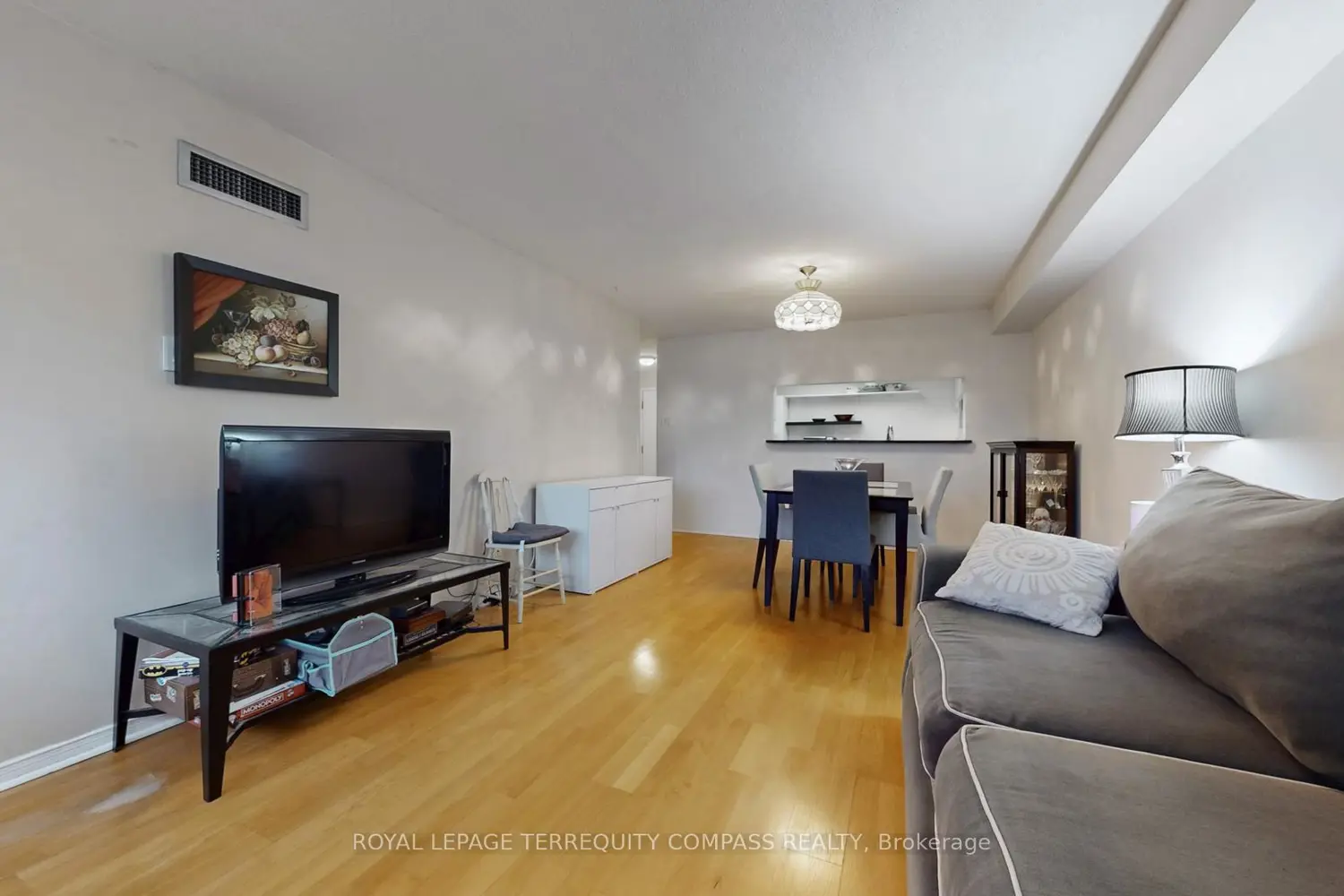 Additional image 4 of 1155 Bough Beeches Boulevard 208