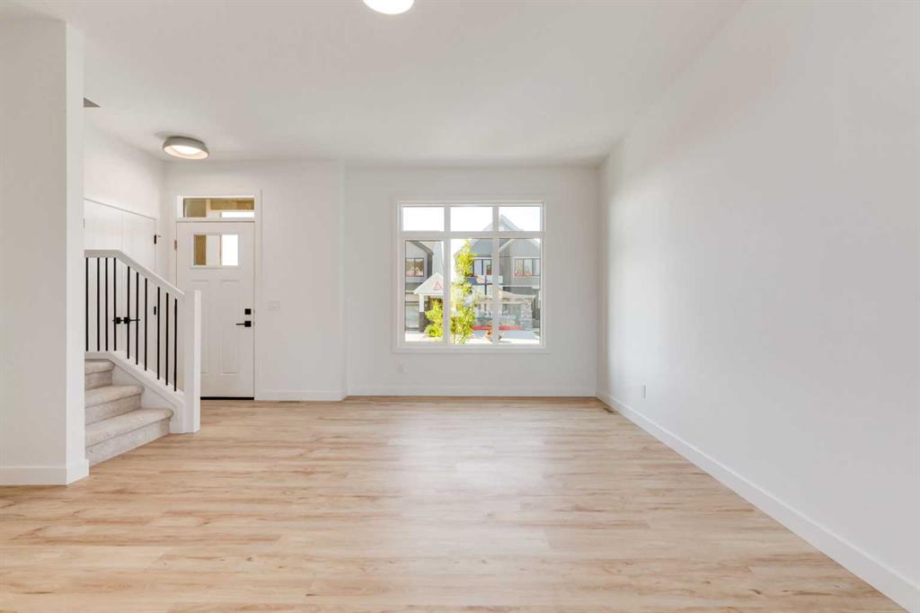 Additional image 5 of 454 River Avenue, Cochrane, AB, T4C3B8