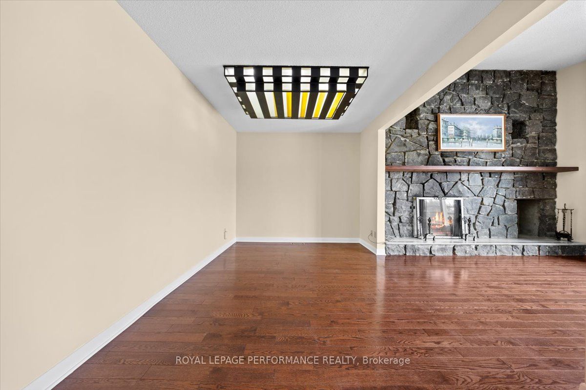 Additional image 6 of 2212 St Laurent Boulevard, Ottawa, ON, K1G 1B2