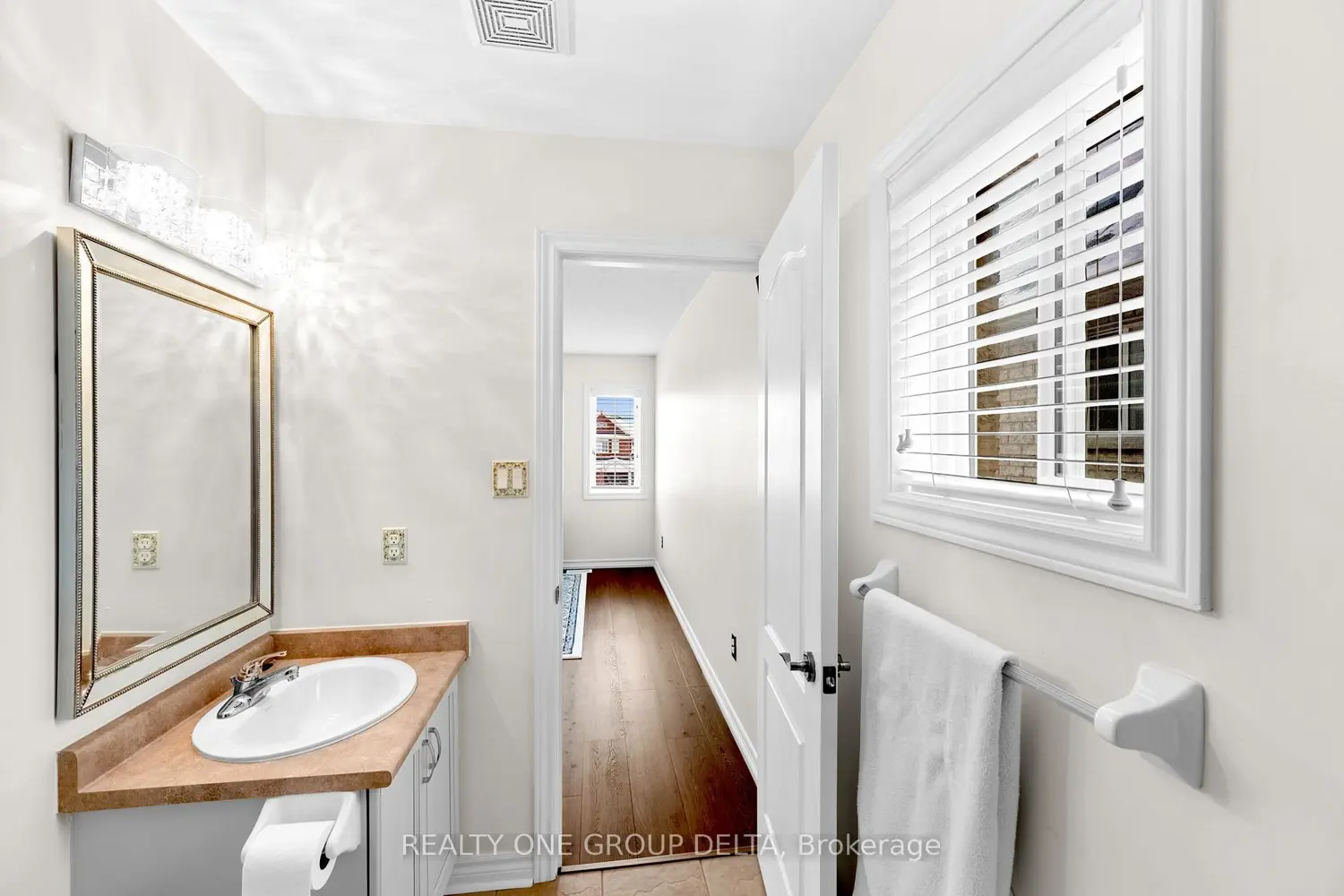 Additional image 15 of 8 Charlemagne Avenue