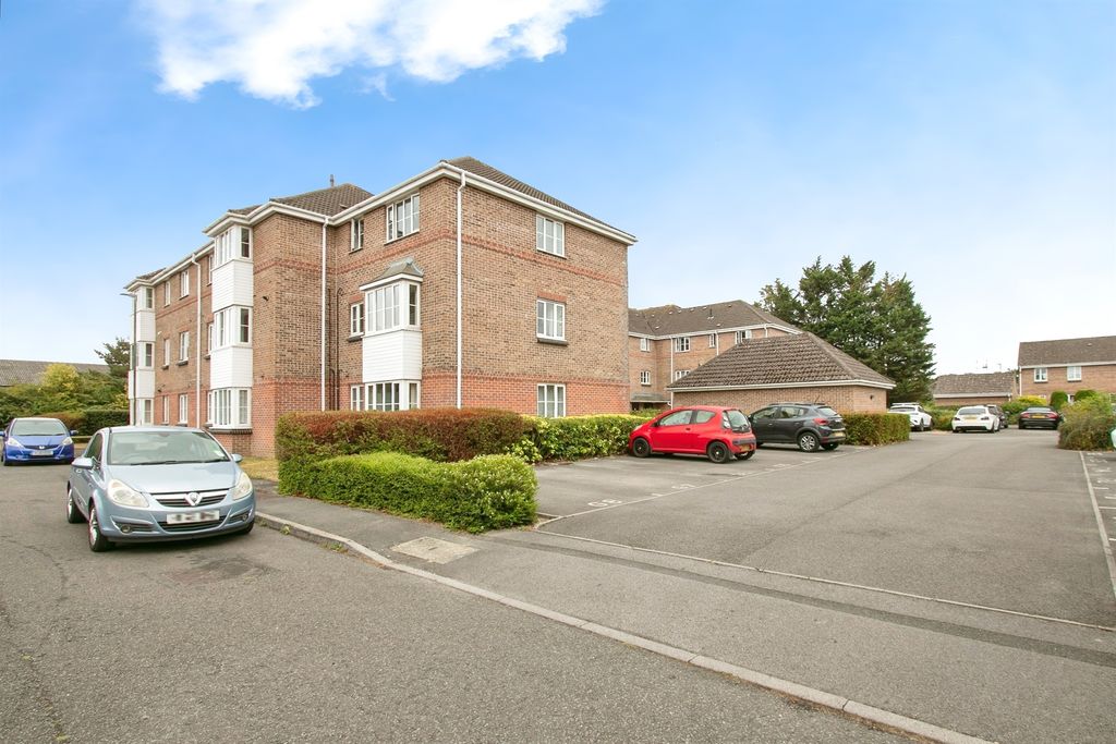 Additional image 13 of 1 bed flat for saleGoldenleas Drive, Bournemouth BH11