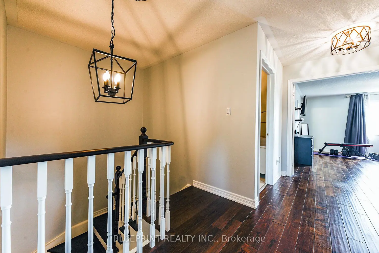 Additional image 7 of 812 Knotty Pine Grove