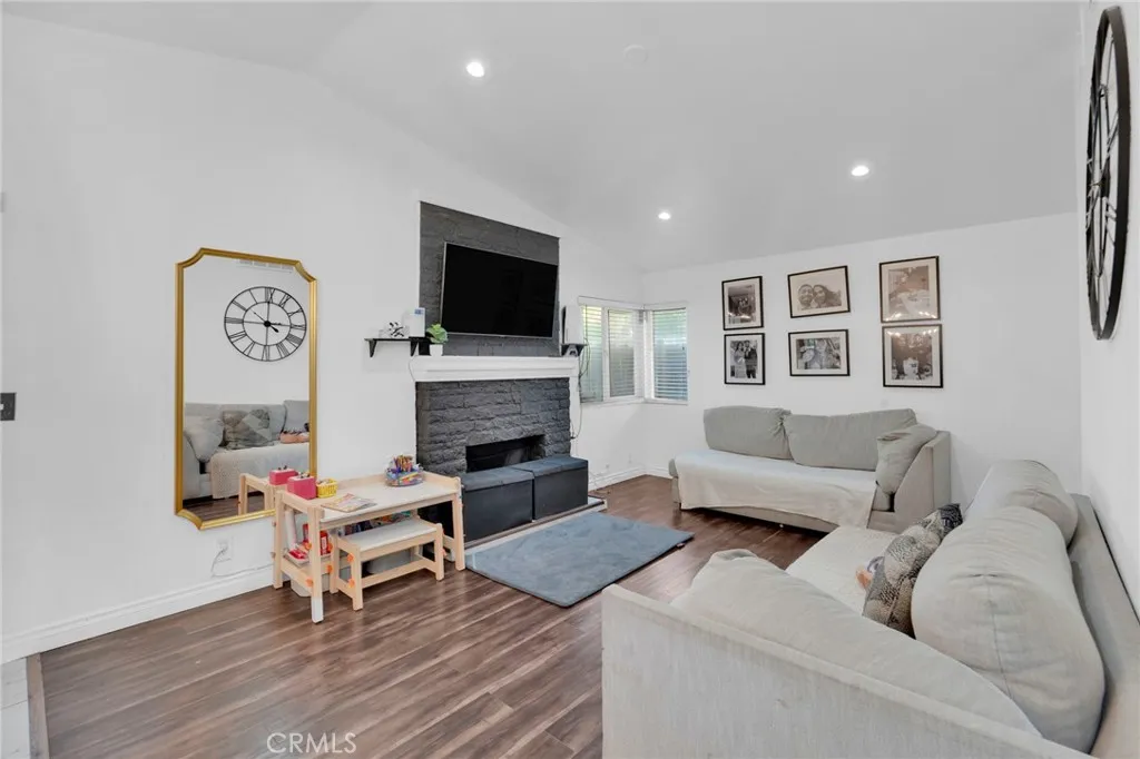 Additional image 40 of 1065 Martinez, Colton, CA 92324