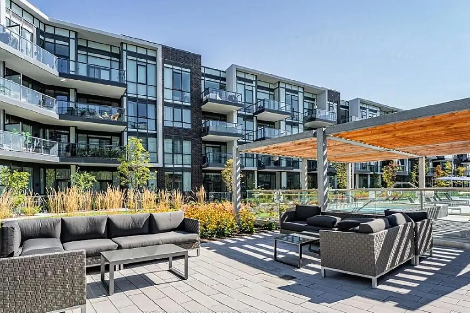 Additional image 17 of 415 Sea Ray Avenue 151