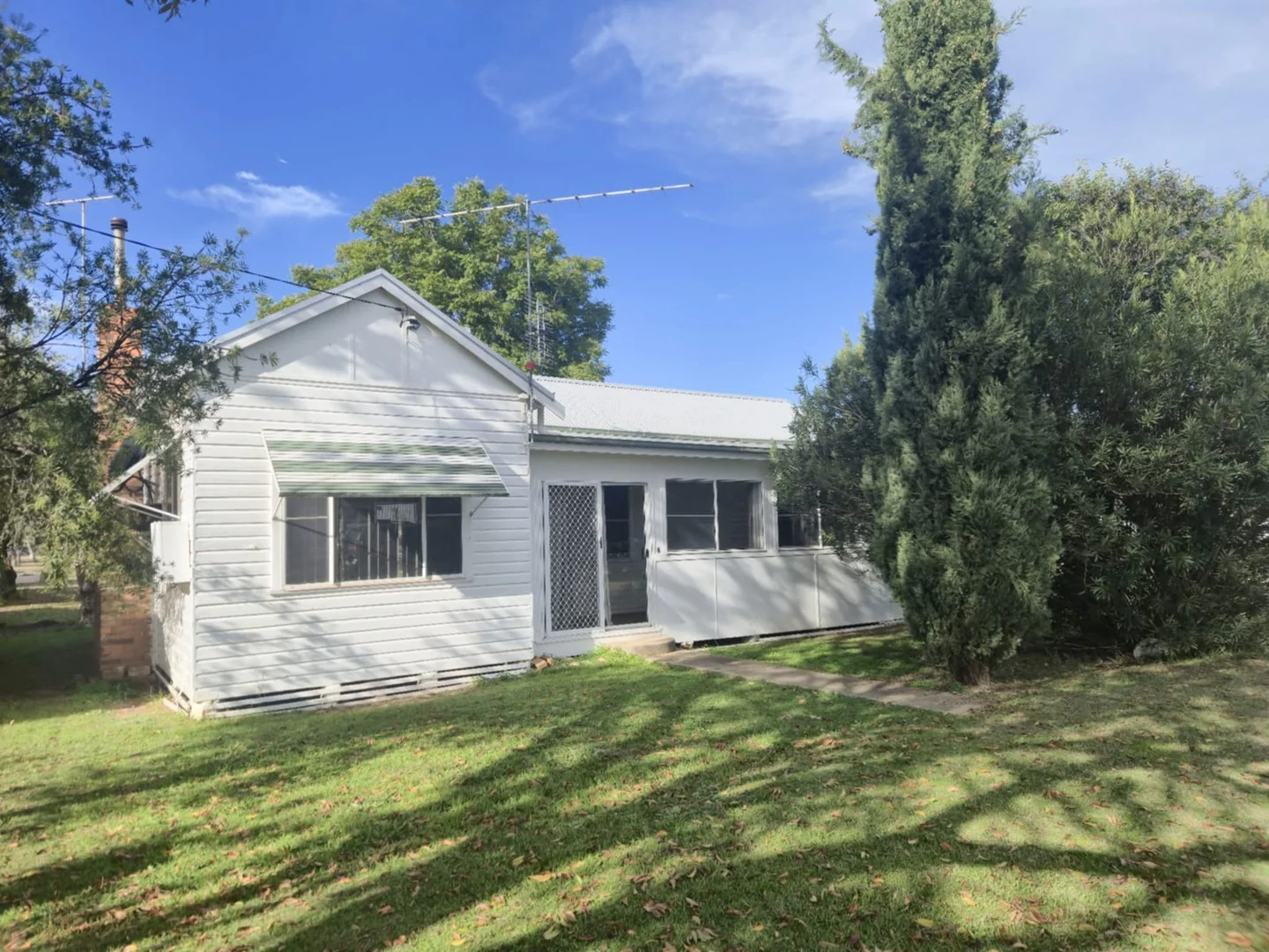 19 Bombelli Street, Bingara NSW 2404