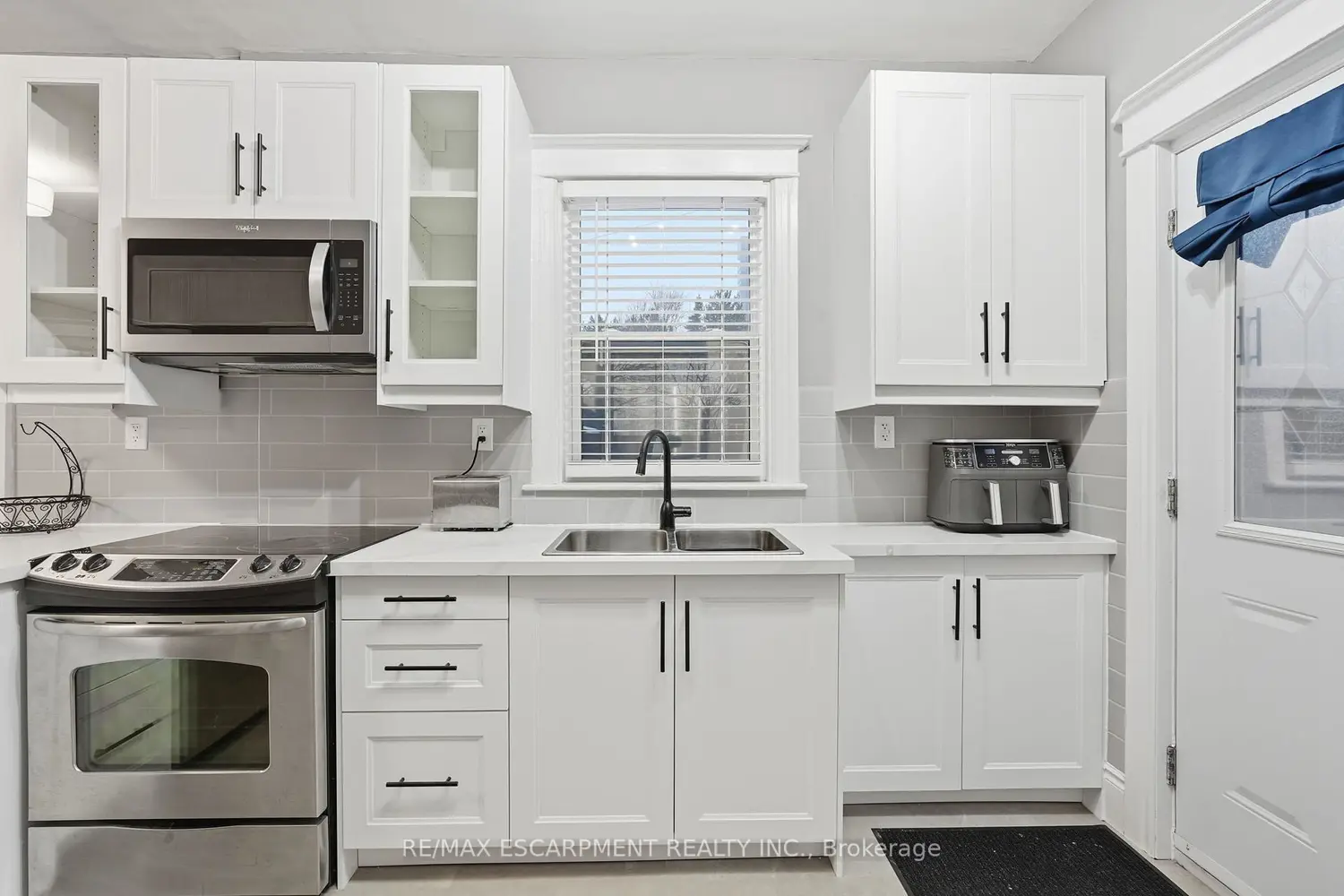 Additional image 17 of 68-70 Robert Street