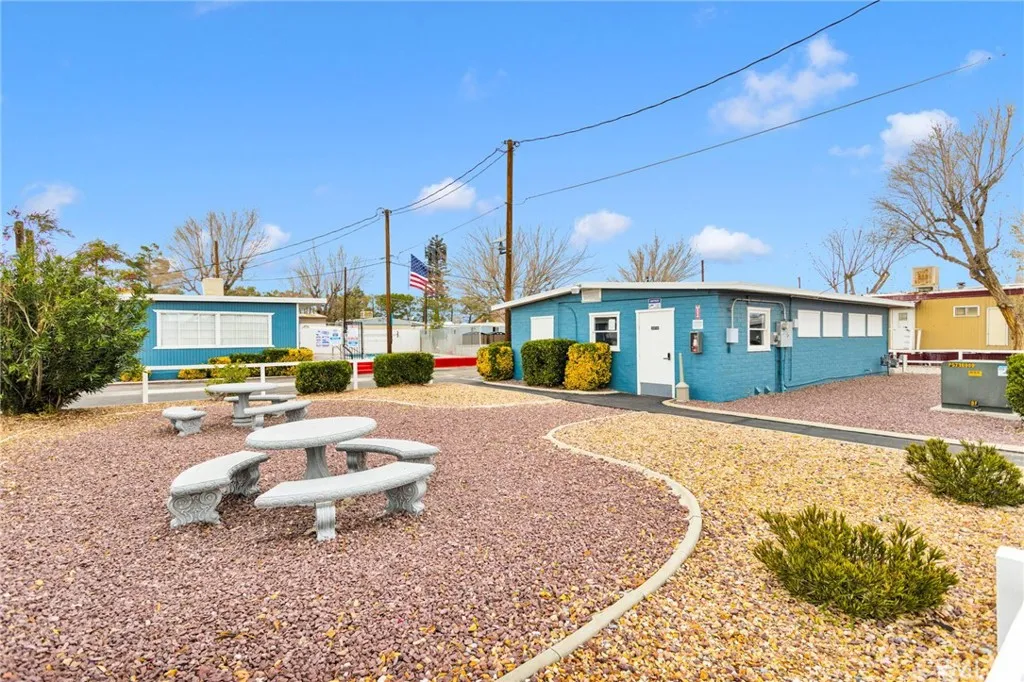 Additional image 20 of 22325 Us Hwy 18 Unit 47, Apple Valley, CA 92307