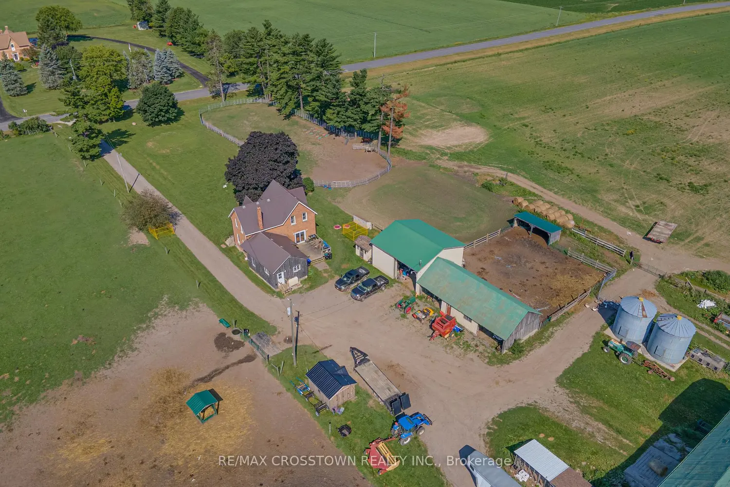 Additional image 4 of 6409 10Th Line