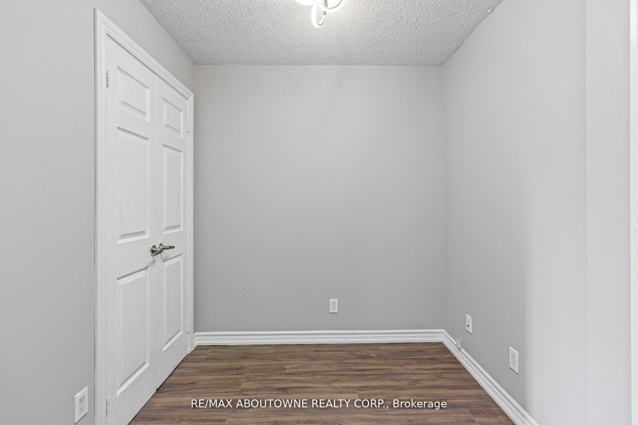 Additional image 6 of 401-310 Burnhamthorpe Road W, Mississauga, ON, L5B 4P9