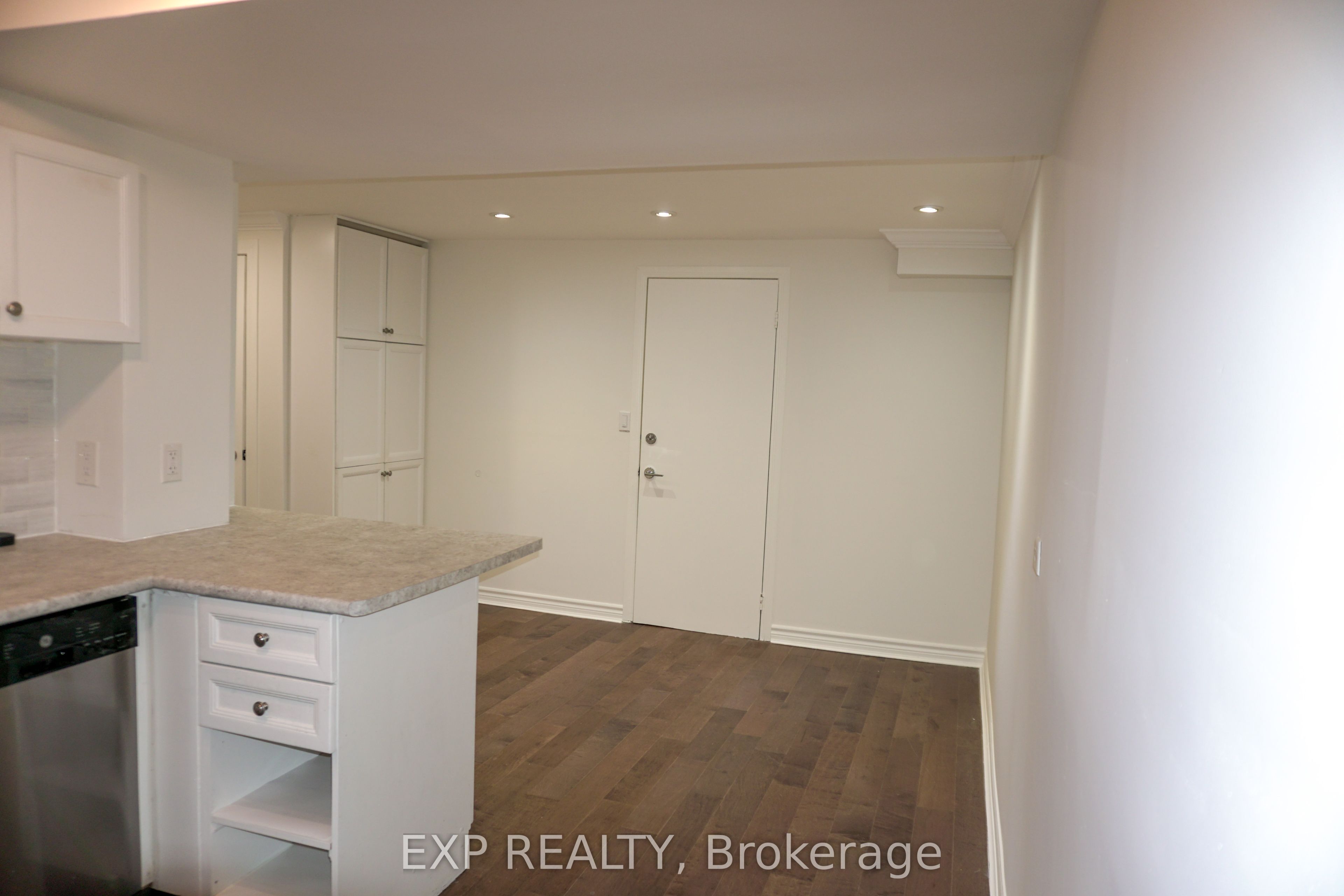 Additional image 6 of Basement-364 Kirby Crescent, Newmarket, ON, L3X 1G8