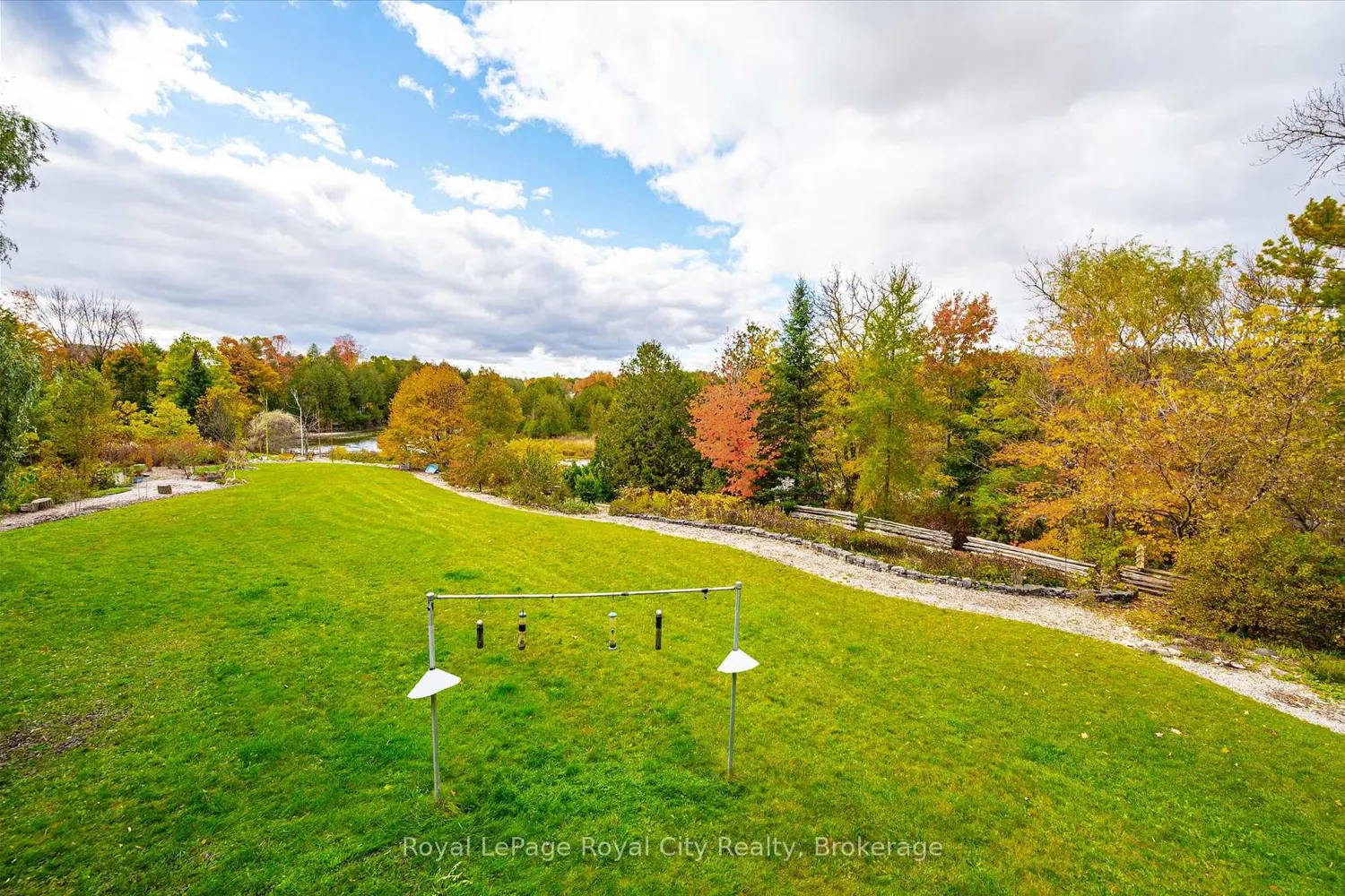 Additional image 3 of 8060 Wellington Rd 18 Road