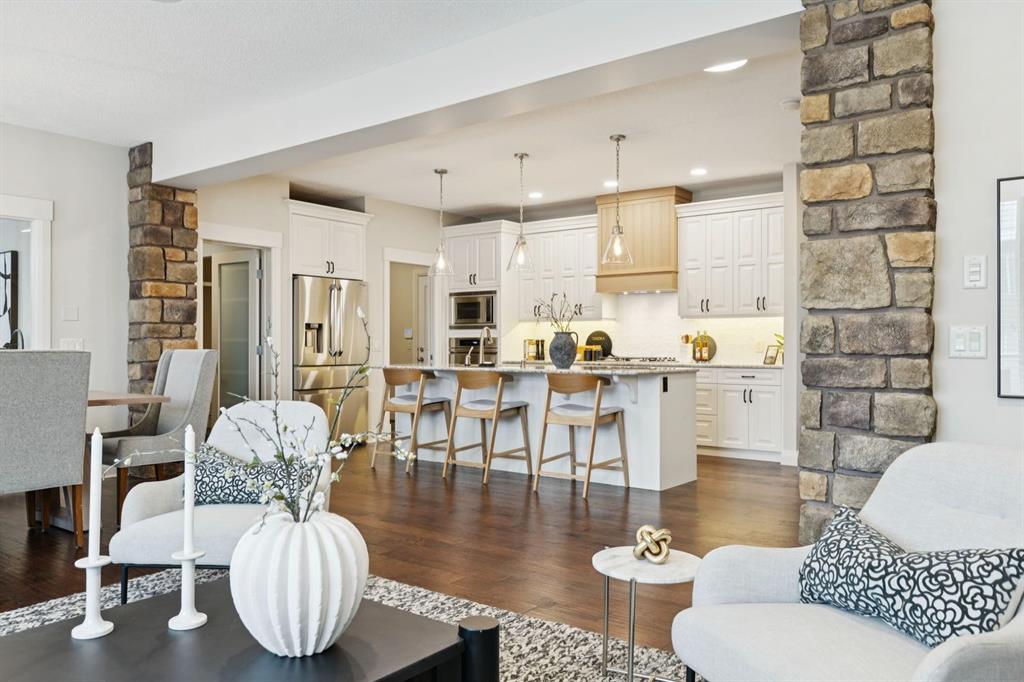 Additional image 3 of 136 Aspen Dale Way SW, Calgary, AB, T3H 0S1