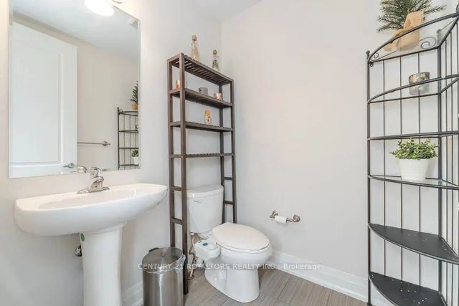 Additional image 10 of 77 Enford Crescent