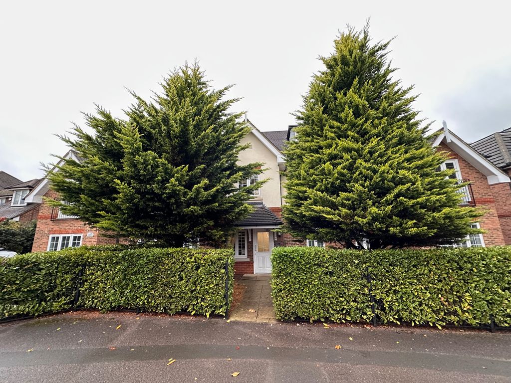 Additional image 11 of 2 bed flat for saleFernbank Road, Ascot SL5