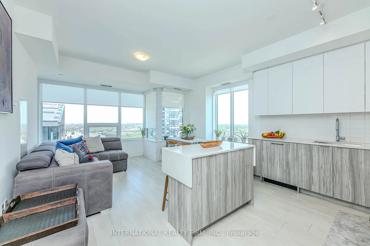 Additional image 14 of 2481 Taunton Road 1307