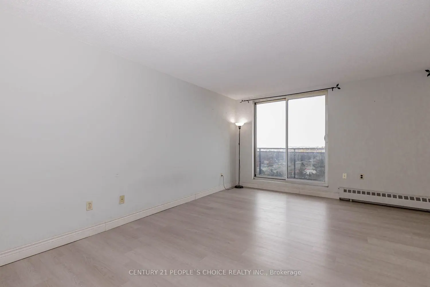 Additional image 6 of 3533 Derry Road 801