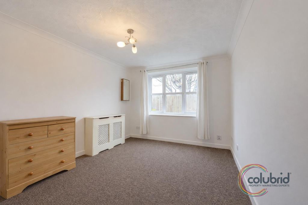Additional image 4 of 1 bed flat for saleNairn Court, Dock Road, Tilbury RM18