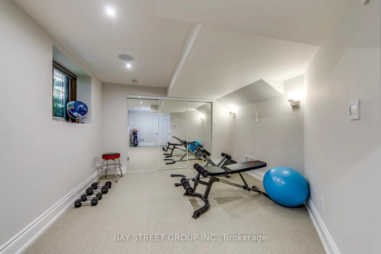 Additional image 6 of 452 Avon Crescent