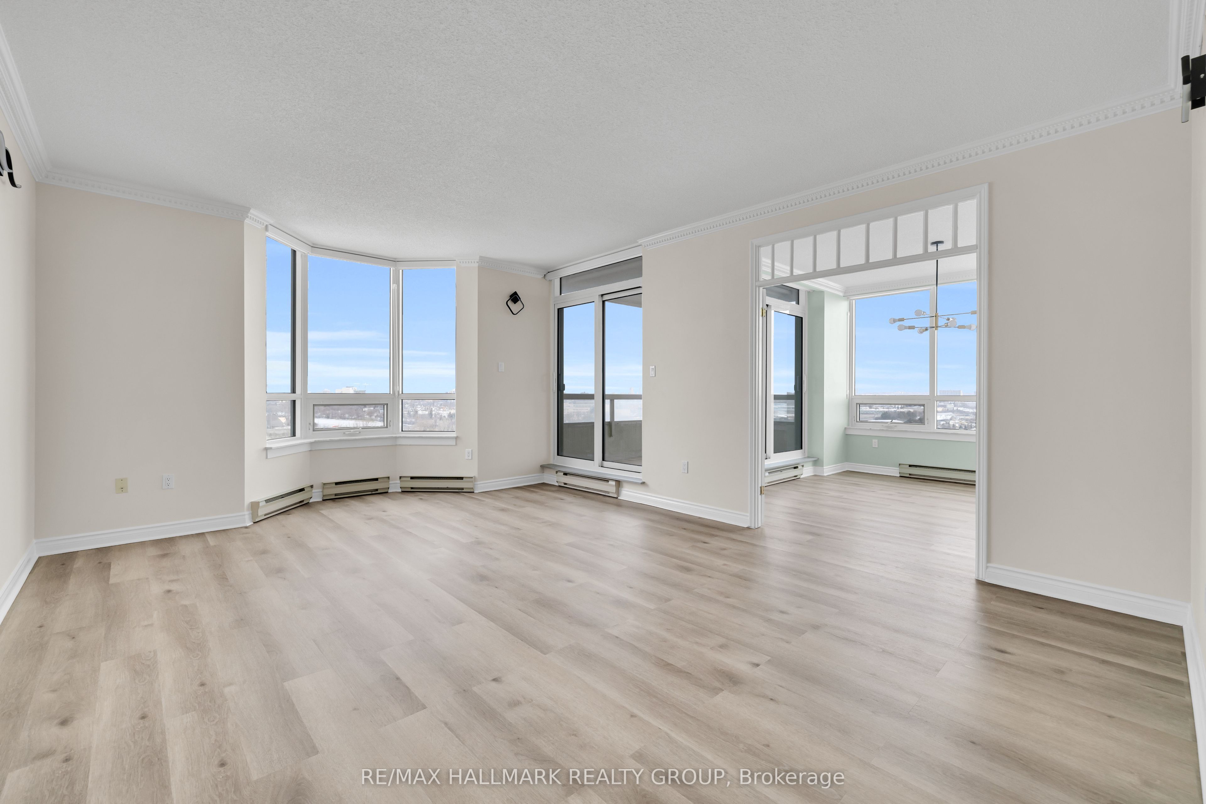 Additional image 4 of 1502-1480 Riverside Drive, Ottawa, ON, K1G 5H2