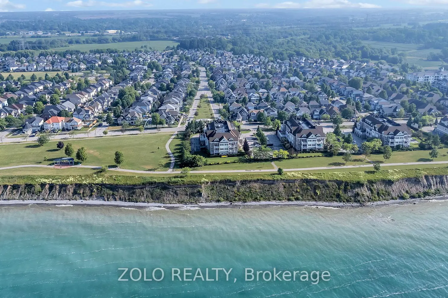 Additional image 4 of 395 Lakebreeze Drive 301