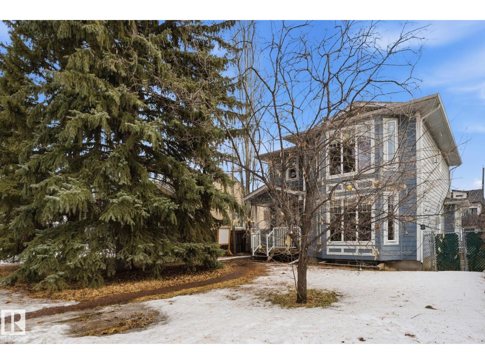 7235 112 Street NW, Edmonton, AB, T6G1J4