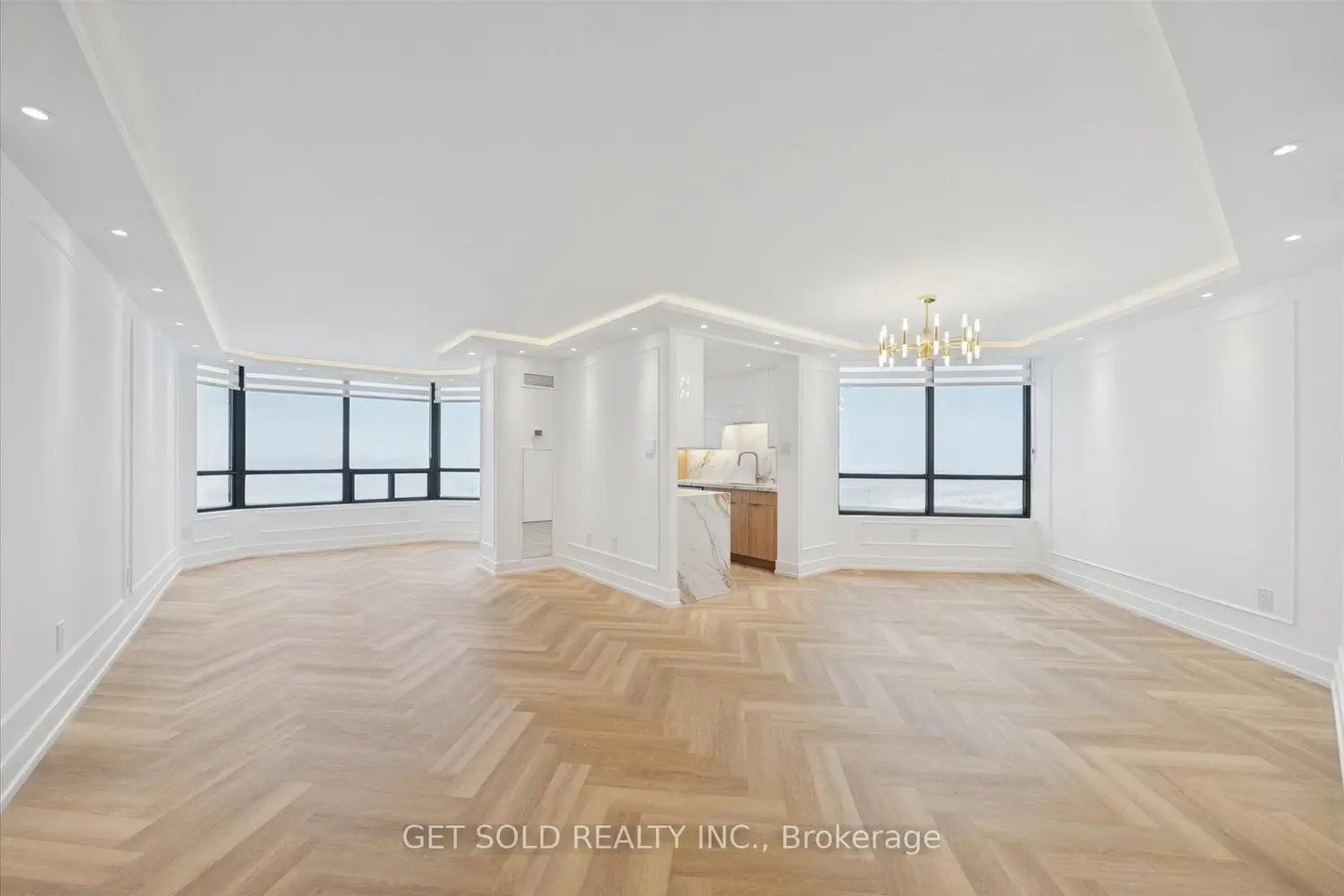 7440 Bathurst Street 903
