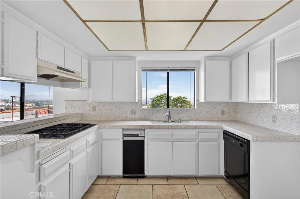 Additional image 21 of 729 W 22nd Street, San Pedro, CA 90731