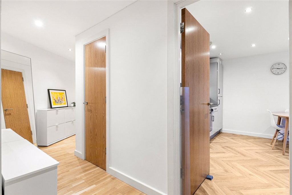 Additional image 11 of 2 bed flat for saleBalmes Road, London N1