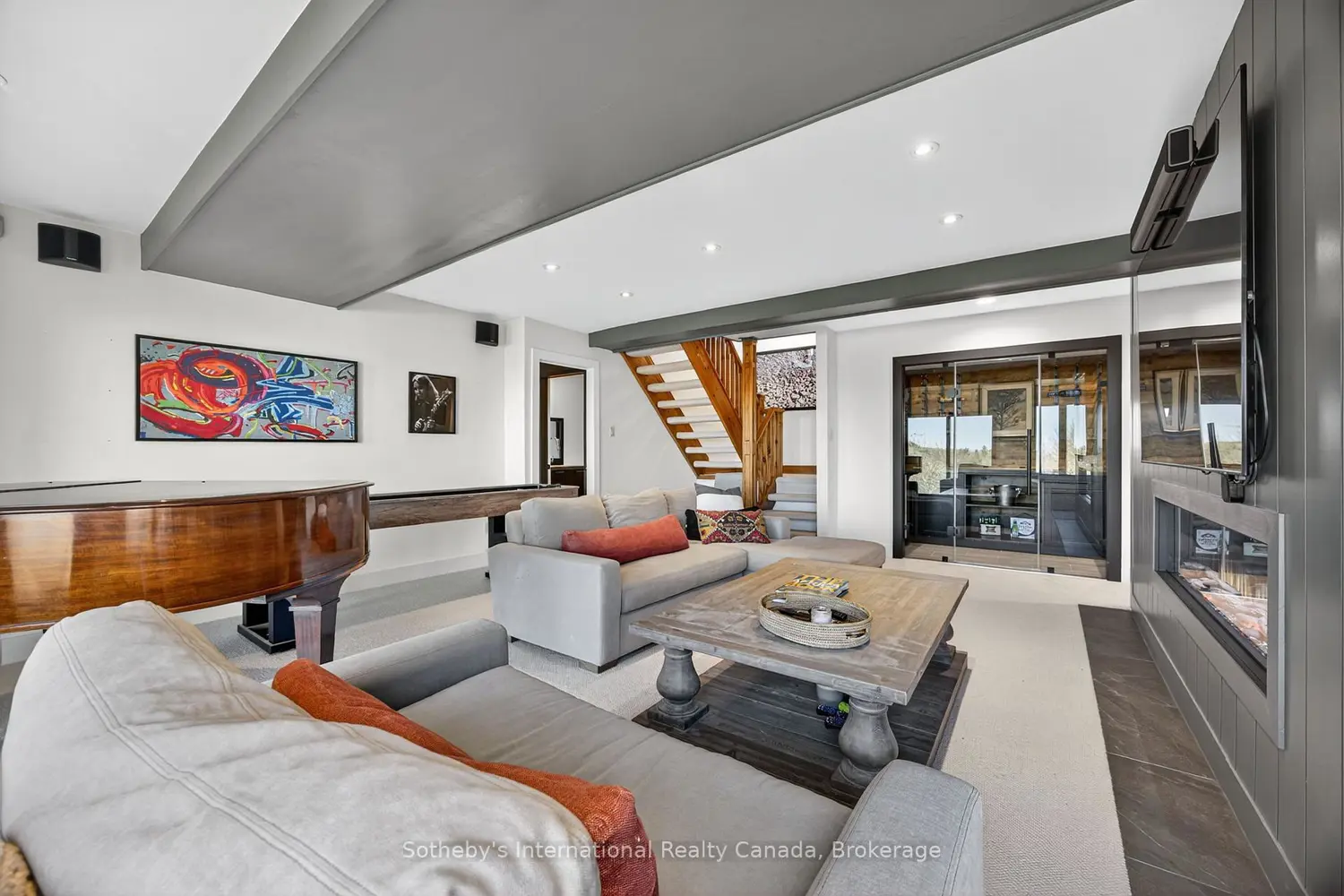 Additional image 14 of 589374 19 Grey Road