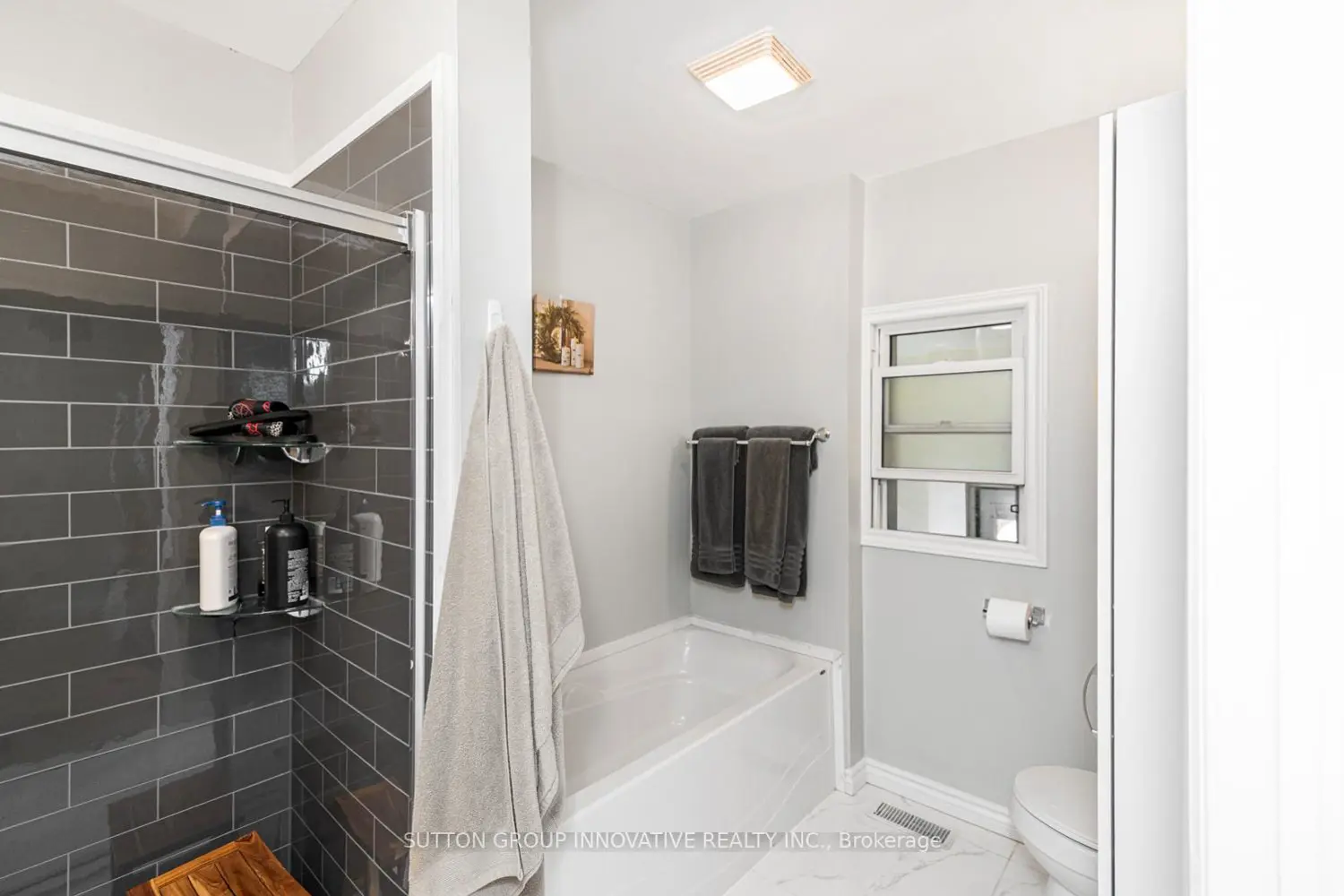 Additional image 11 of 51 Beach Road