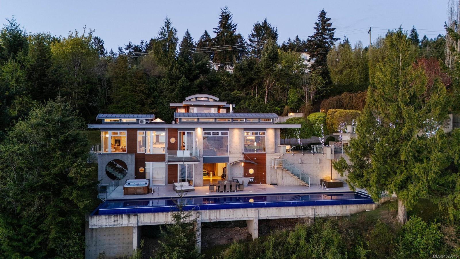 Additional image 2 of 1580 Lands End Road, North Saanich, BC, V8L 5L5