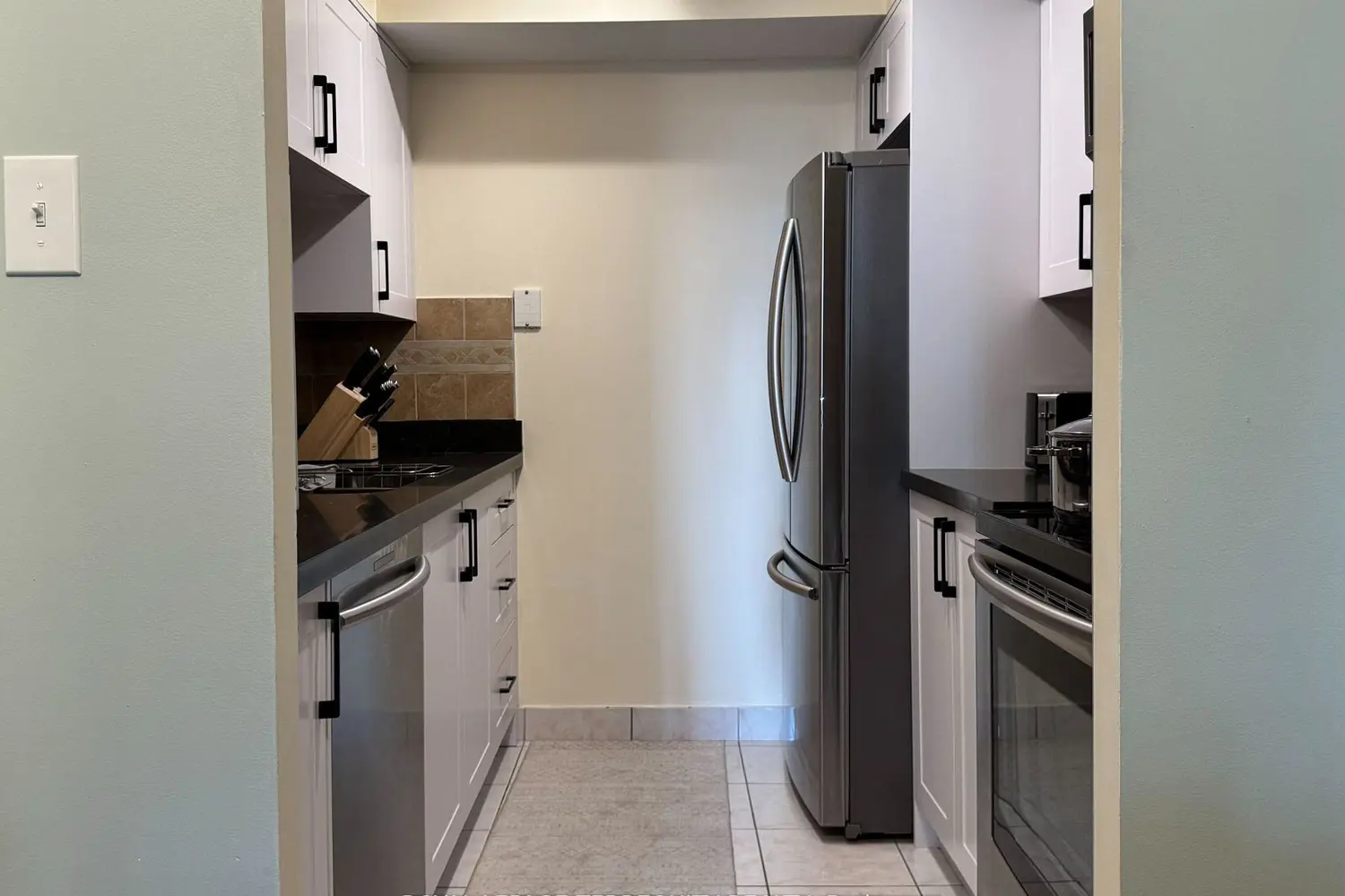 Additional image 5 of 256 Doris Avenue 601