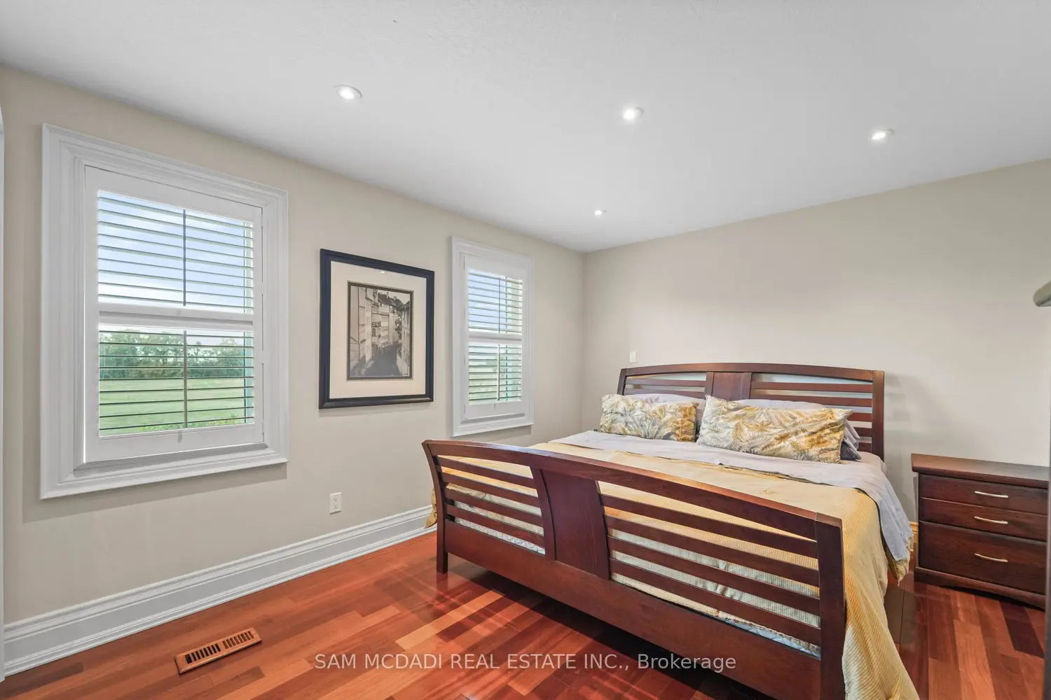 Additional image 13 of 5431 Appleby Line