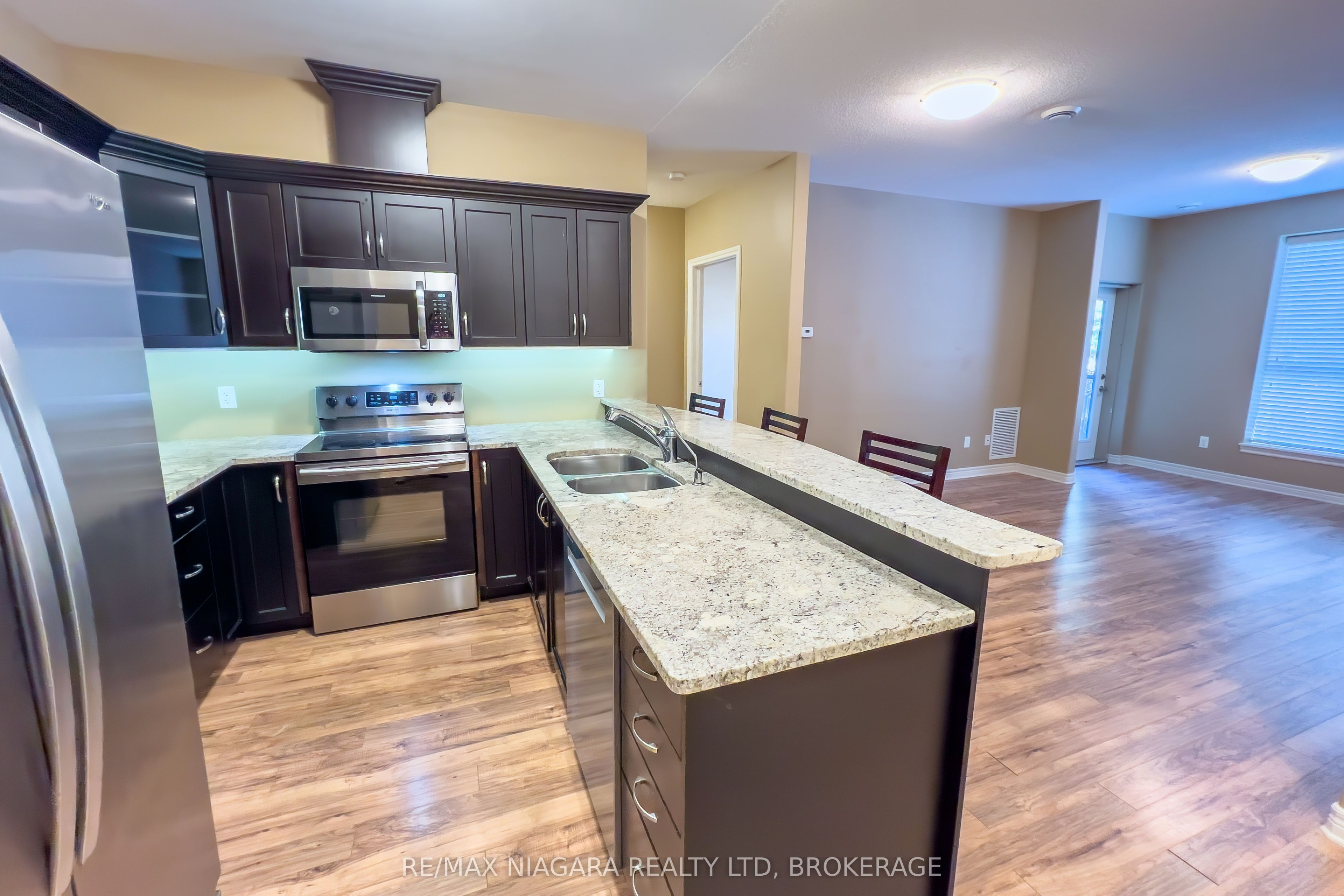 Additional image 4 of 306-2799 St. Paul Avenue, Niagara Falls, ON, L2J 2L3