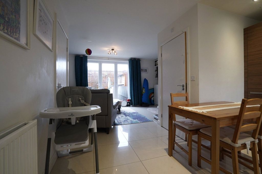 Additional image 5 of 4 bed end terrace house for saleLittle Wood Crescent, Wakefield, West Yorkshire WF1