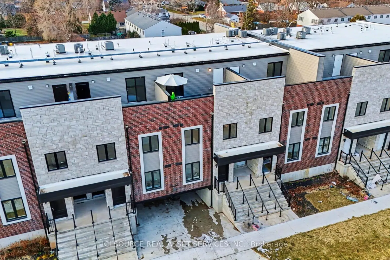 Additional image 18 of 2 Slessor Boulevard 10