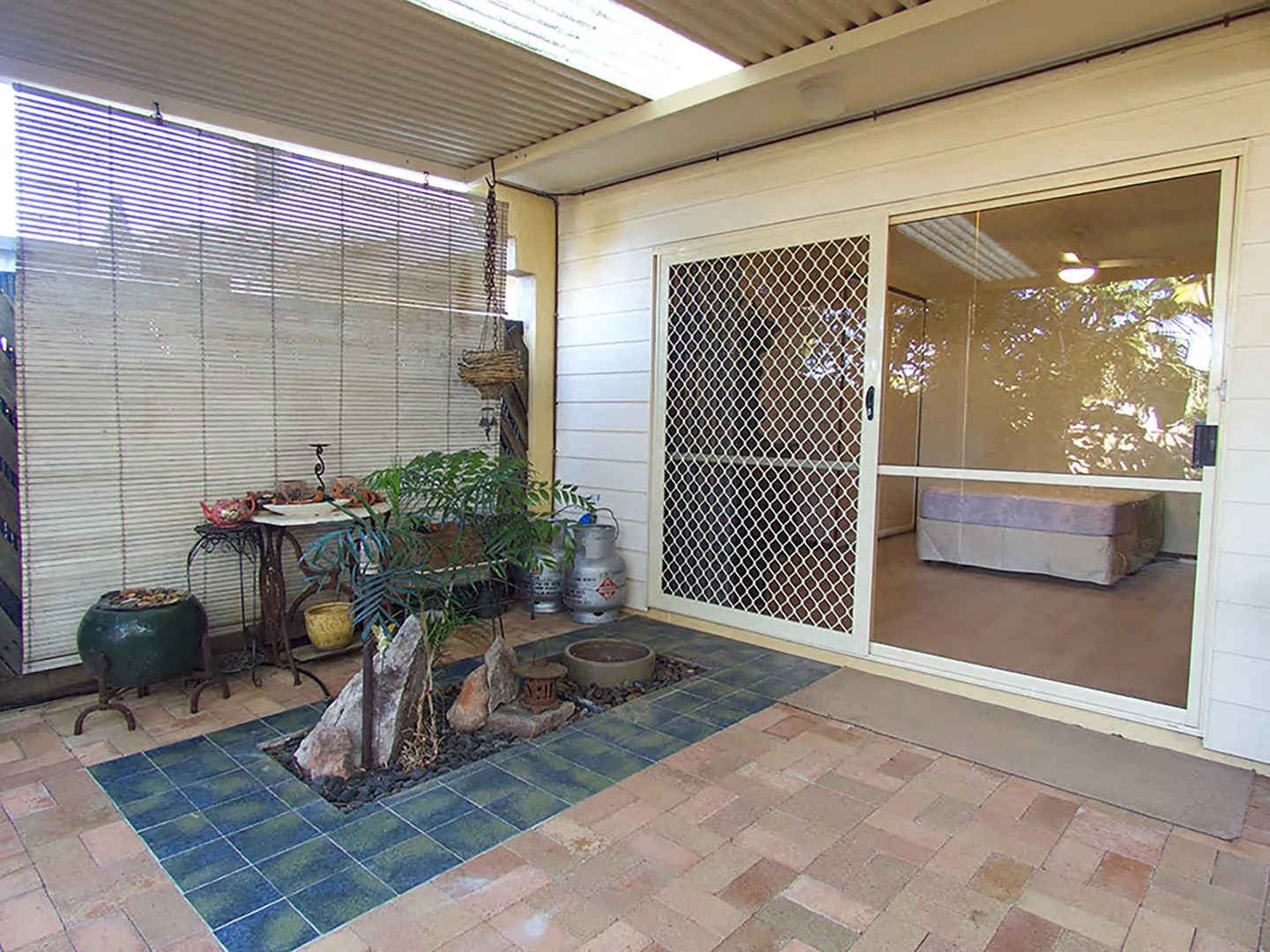 Additional image 13 of UNIT 3/16-18 Mckean Road, Scarness QLD 4655