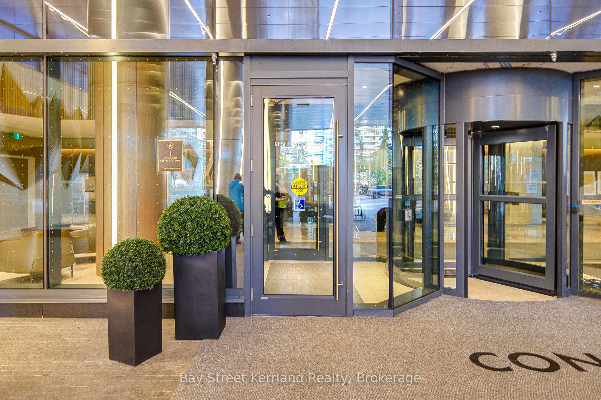 Additional image 2 of 4209-1 Concord Cityplace Way, Toronto, ON, M5V 0X3