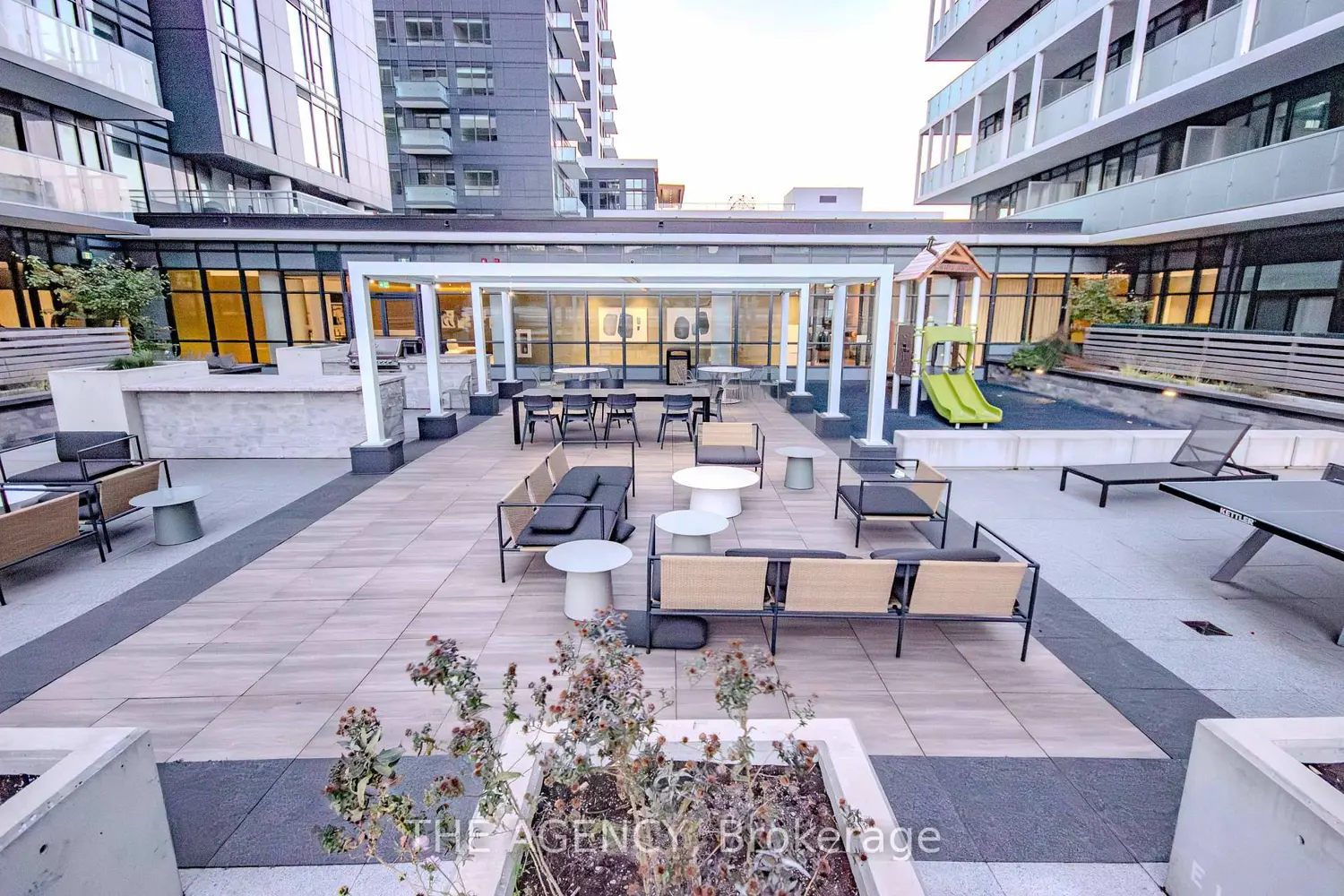 Additional image 12 of 225 Sumach Street 1702
