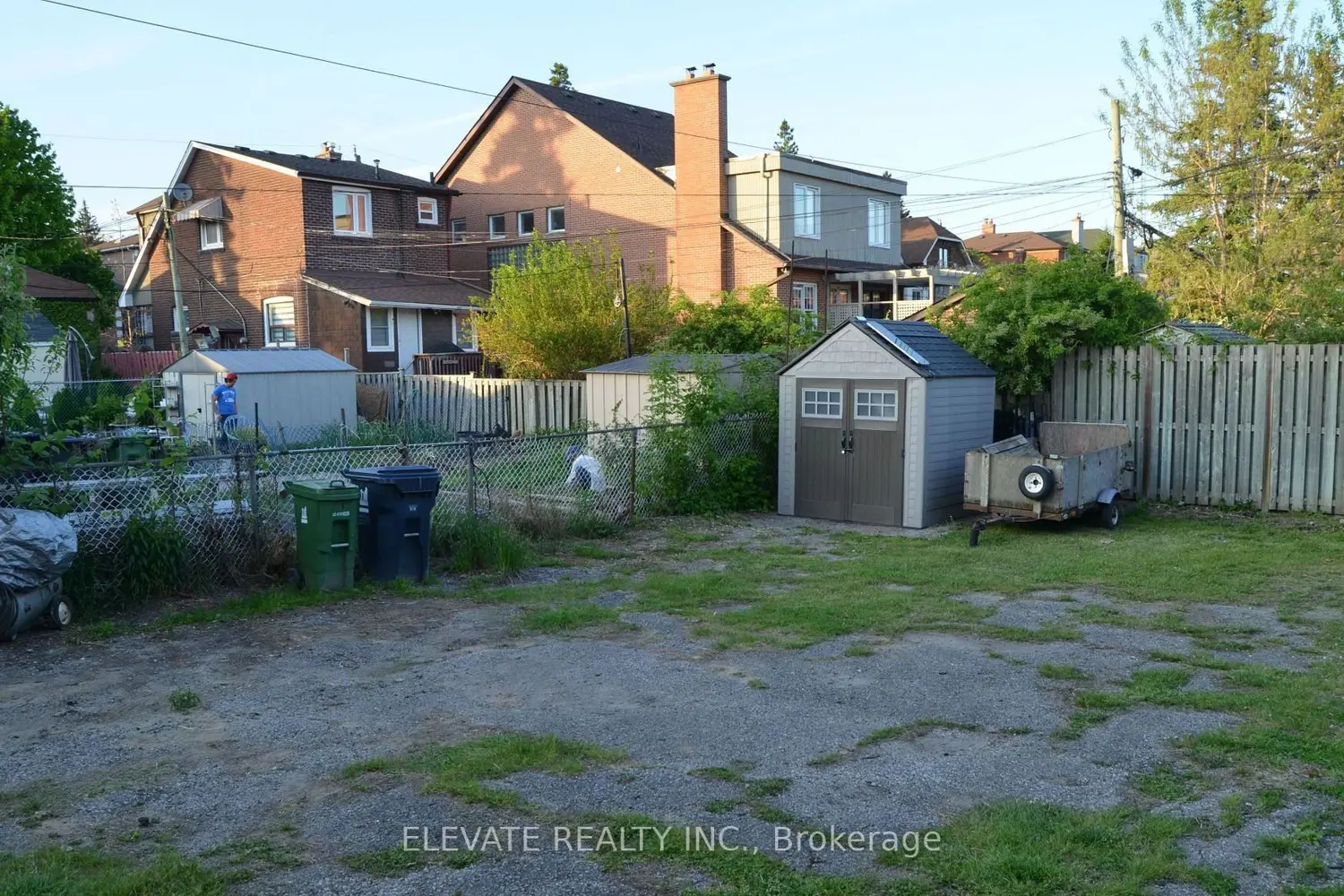 Additional image 4 of 571 Oakwood Avenue