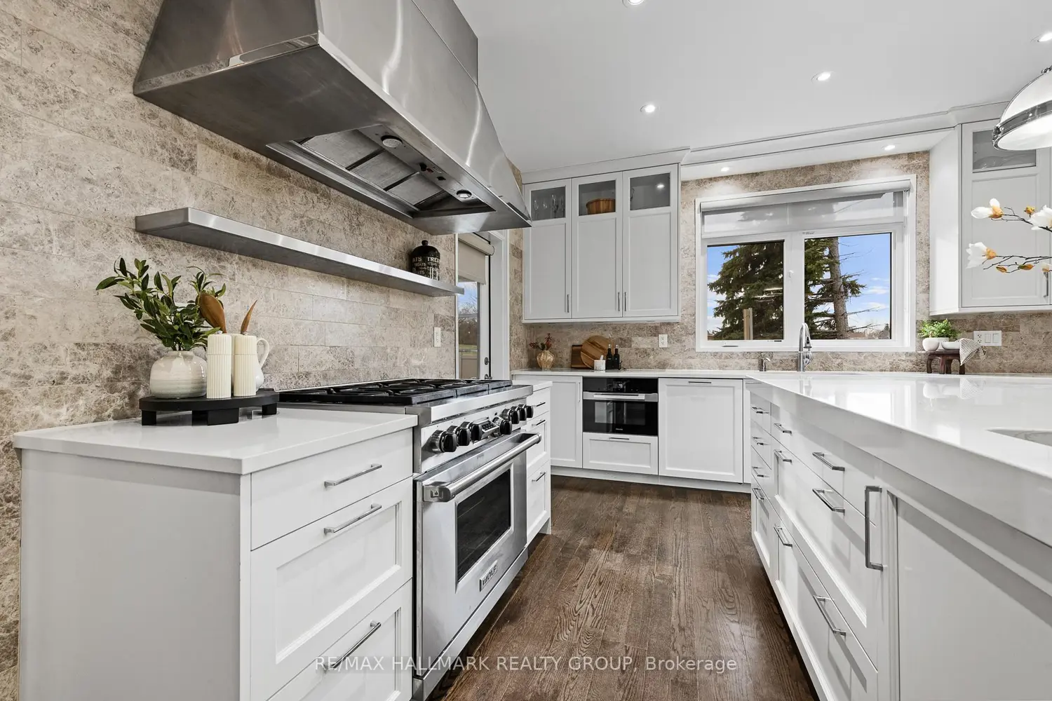 Additional image 10 of 91 Shaughnessy Crescent