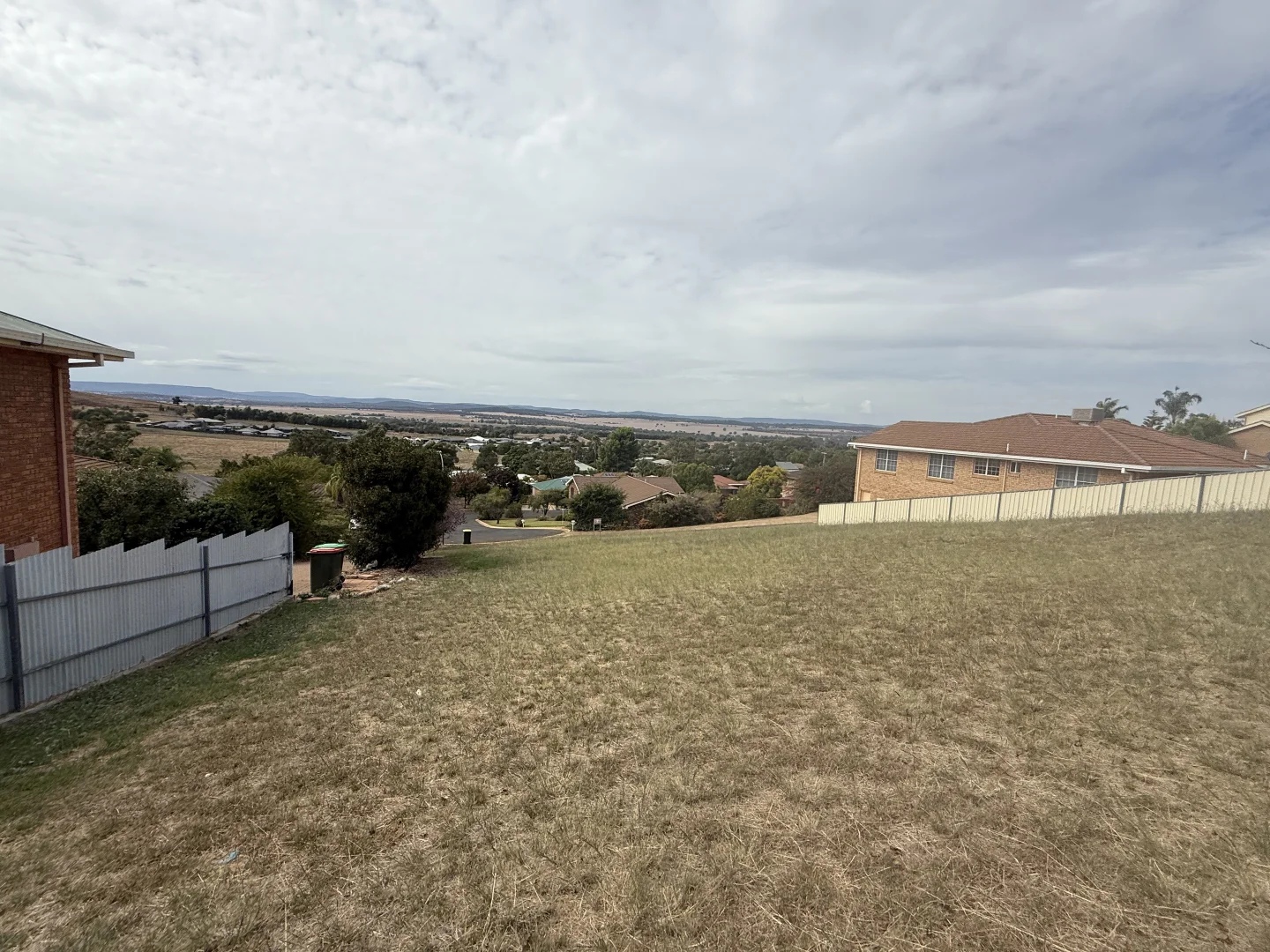 Additional image 2 of 20 Panorama Crescent, Parkes NSW 2870
