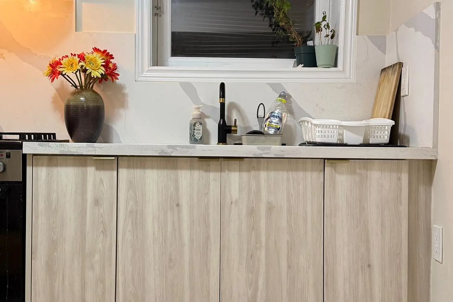 Additional image 12 of 657 Pharmacy Avenue