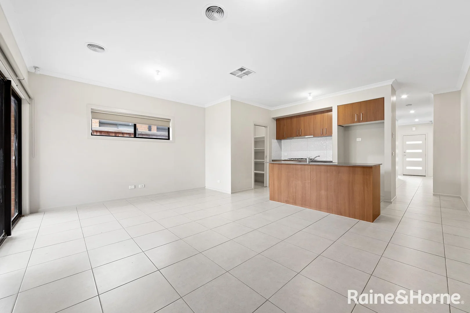 Additional image 8 of 5 Tower Street, Thornhill Park VIC 3335