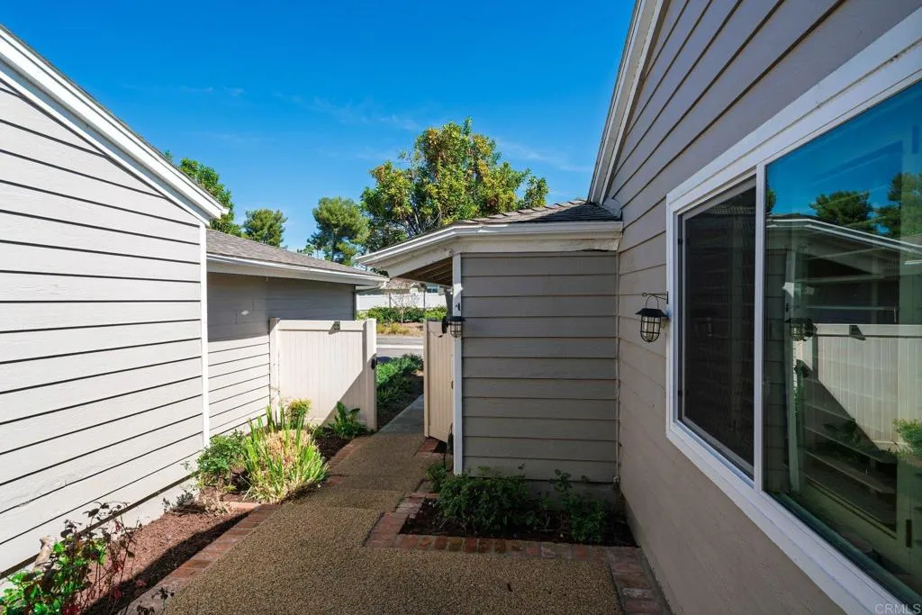 Additional image 5 of 1015 Gleneagles Place, Vista, CA 92081