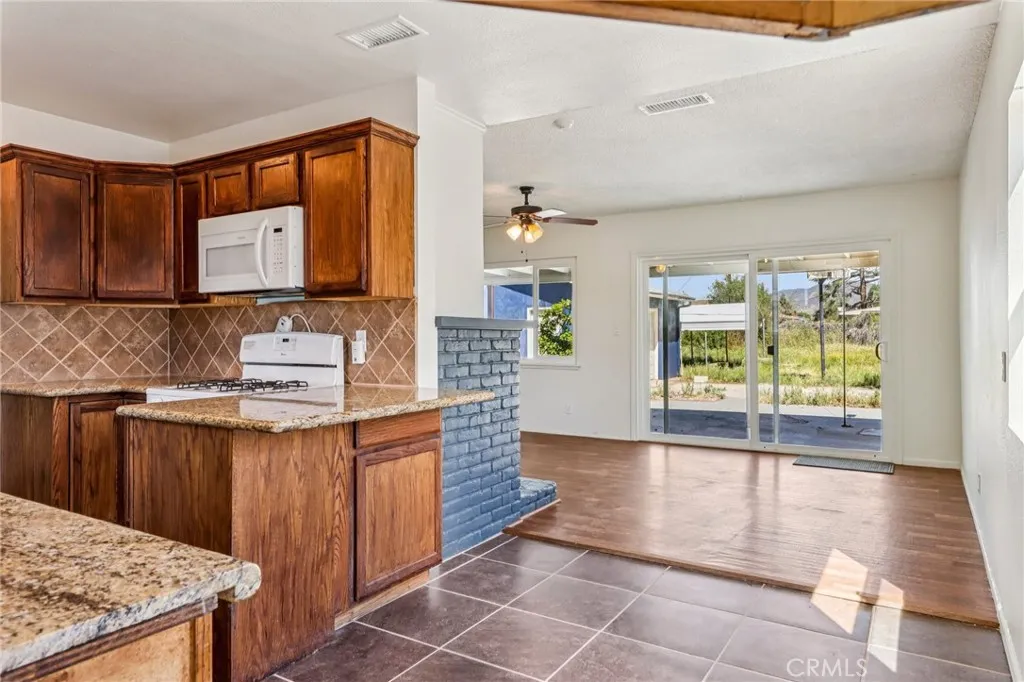 Additional image 14 of 274 W 12th St, Beaumont, CA 92223