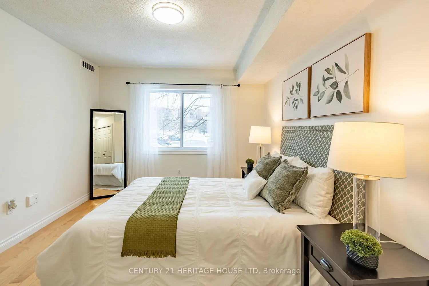 Additional image 13 of 15 Hofstetter Avenue 208