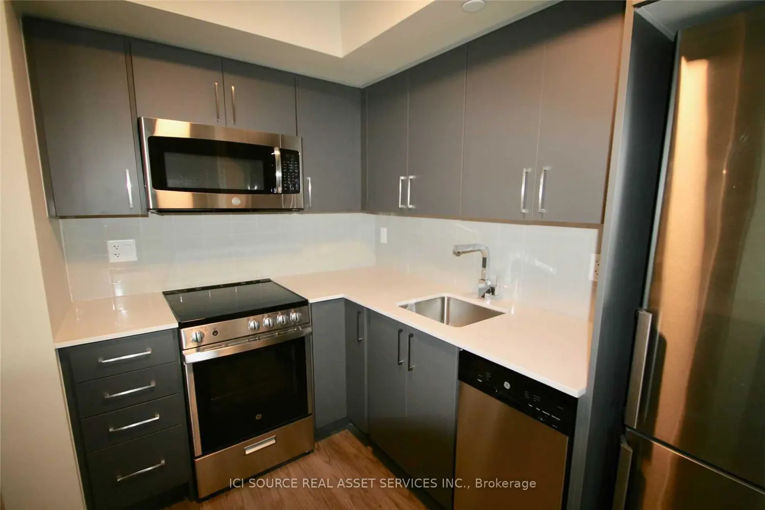 Additional image 5 of 38 Monte Kwinter Court 326