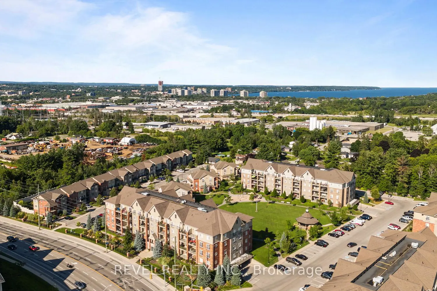 Additional image 12 of 39 Ferndale Drive 106