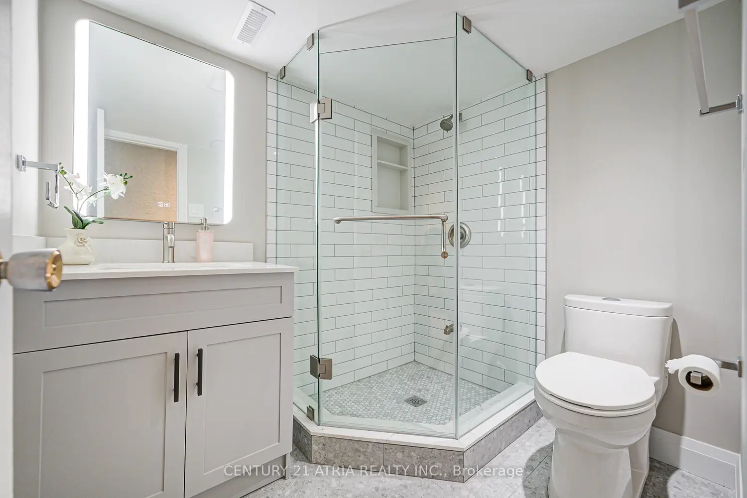 Additional image 13 of 190 Romfield Circuit